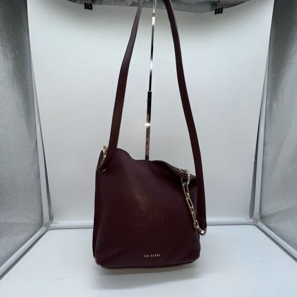 Ted Baker Women Leather Cross Body Bag With Leather/Chain Strap - Picture 2 of 14